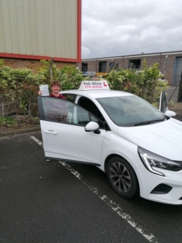 Many congratulations to a very happy Max Ford of Clevedon on an excellent drive and well deserved 1st time pass at Weston Super Mare on 29th April 2024