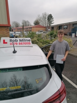 Many congratulations to a delighted Josh Morgan of Clevedon on an excellent drive and well deserved 1st time pass at Weston Super Mare on 29th March 2022