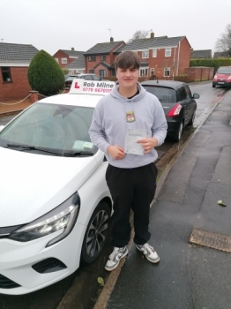 Many congratulations to a very happy Hamish Squires of Clevedon on an excellent drive and well deserved pass with ZERO faults at Weston Super Mare on 12th March 2024